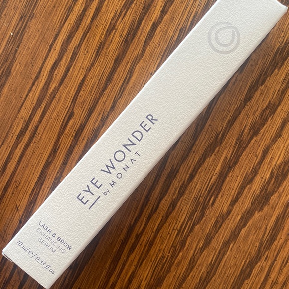 Eye Wonder by Monat